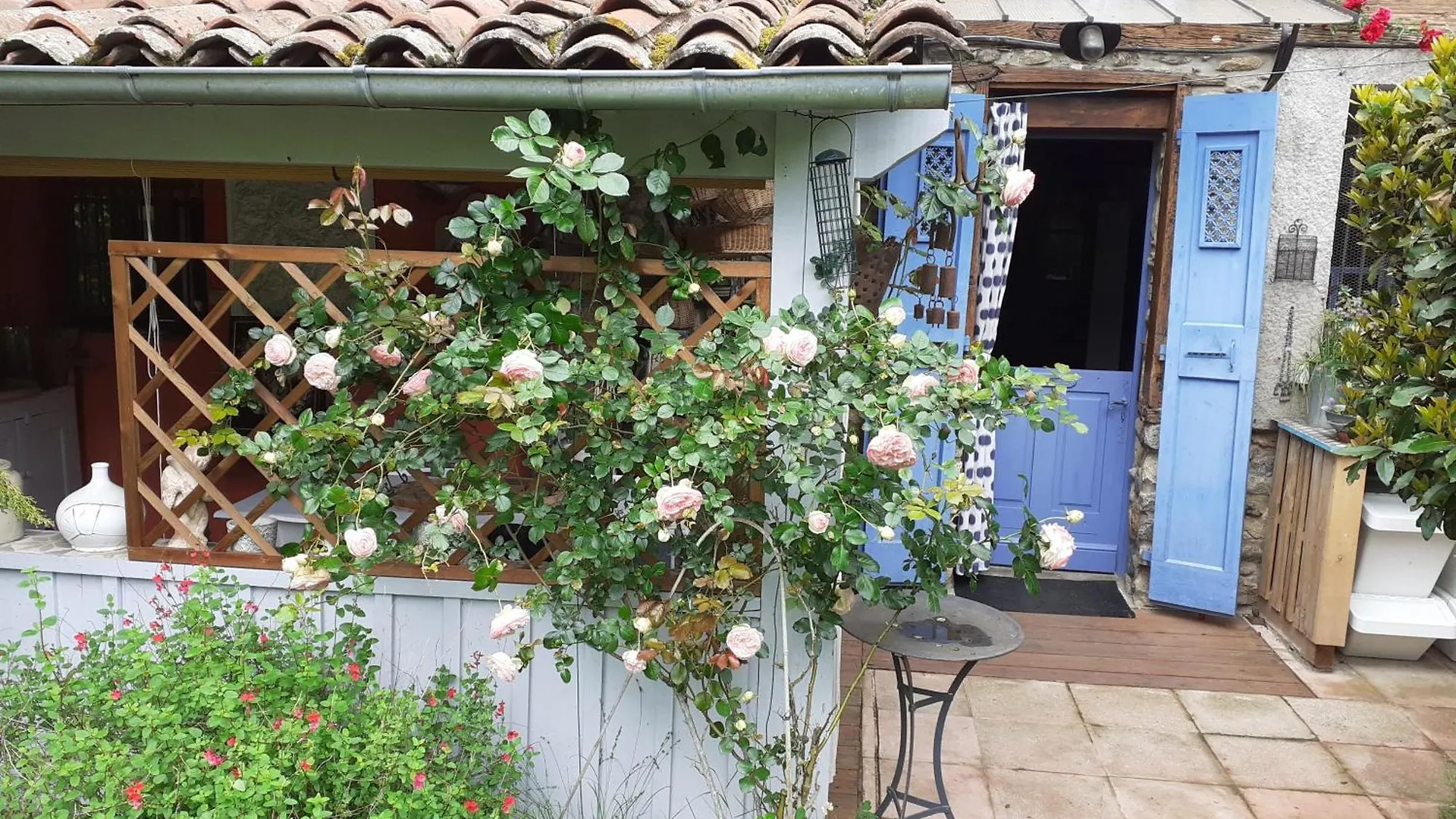 La Maison D'Anna Chambres D Hotes Ganac Bed & Breakfast